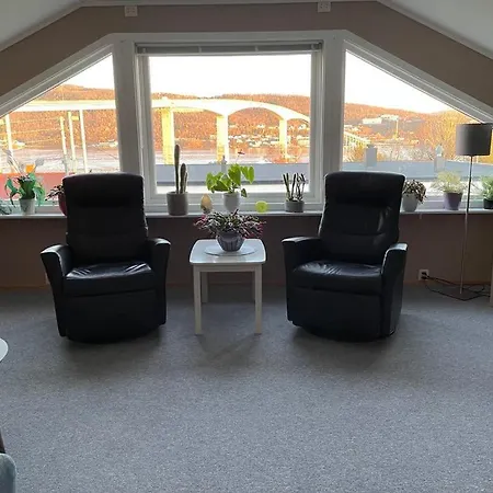 Villa Stor Enebolig Sentralt Pa Senja